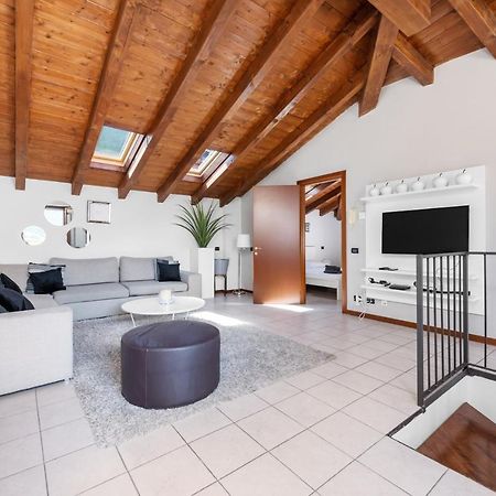 Casacamelia 35, 3 Bdrm With View Lake Como Διαμέρισμα Acquaseria Εξωτερικό φωτογραφία