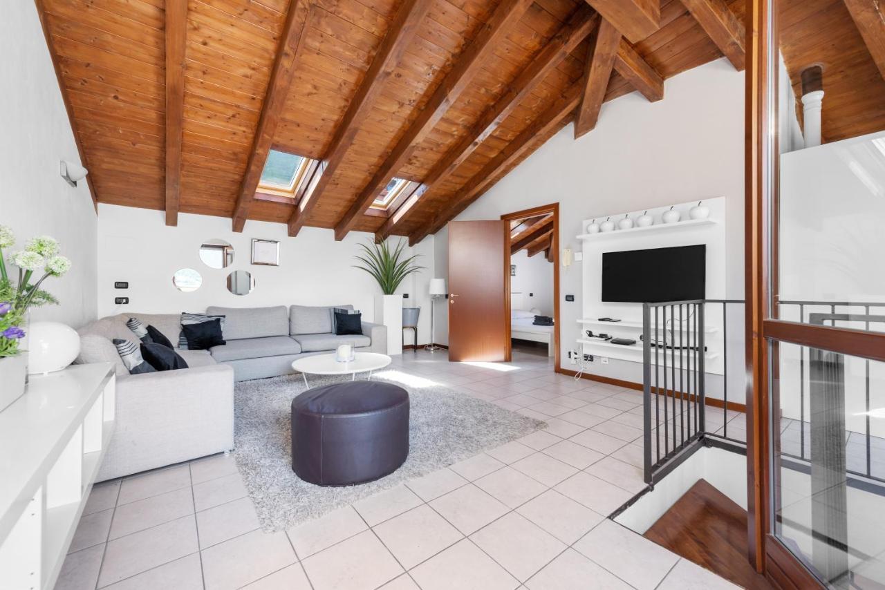 Casacamelia 35, 3 Bdrm With View Lake Como Διαμέρισμα Acquaseria Εξωτερικό φωτογραφία